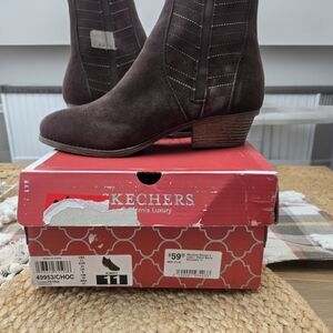 Skechers Women's Brown Ankle Booties
